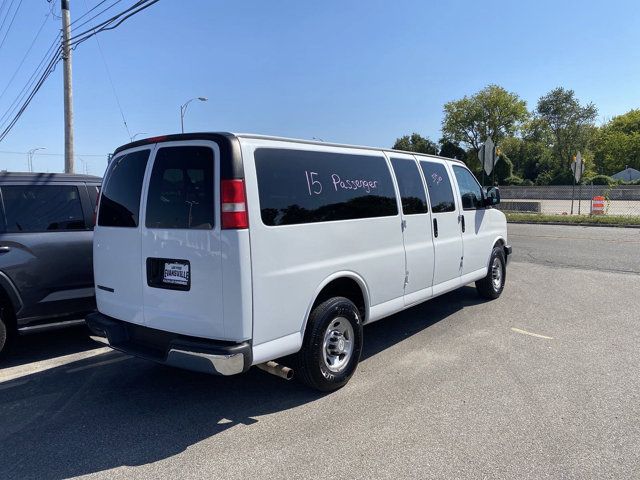 2017 Chevrolet Express LT