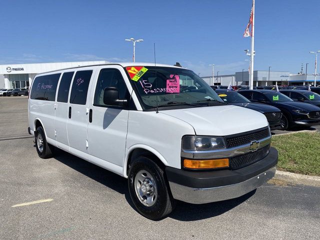 2017 Chevrolet Express LT