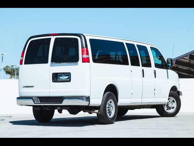 2017 Chevrolet Express LT