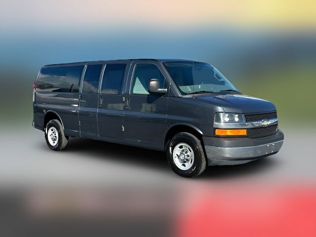 2017 Chevrolet Express LT