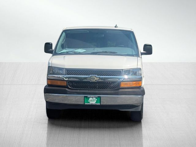 2017 Chevrolet Express LT