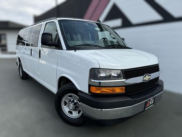 2017 Chevrolet Express LT