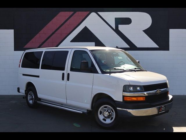 2017 Chevrolet Express LT