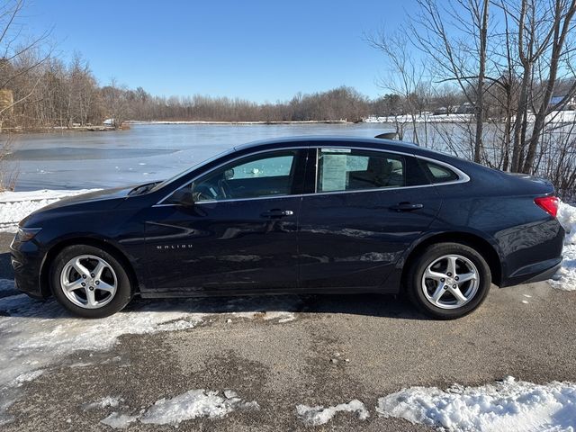 2017 Chevrolet Malibu LS