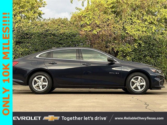 2017 Chevrolet Malibu LS