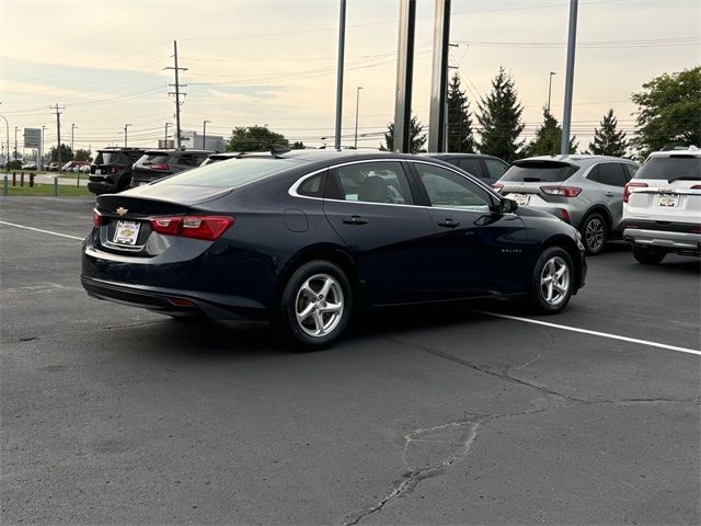 2017 Chevrolet Malibu LS