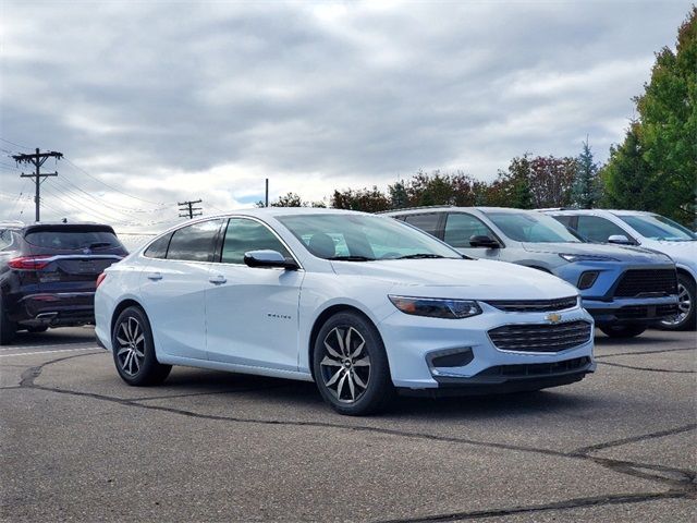 2017 Chevrolet Malibu LT