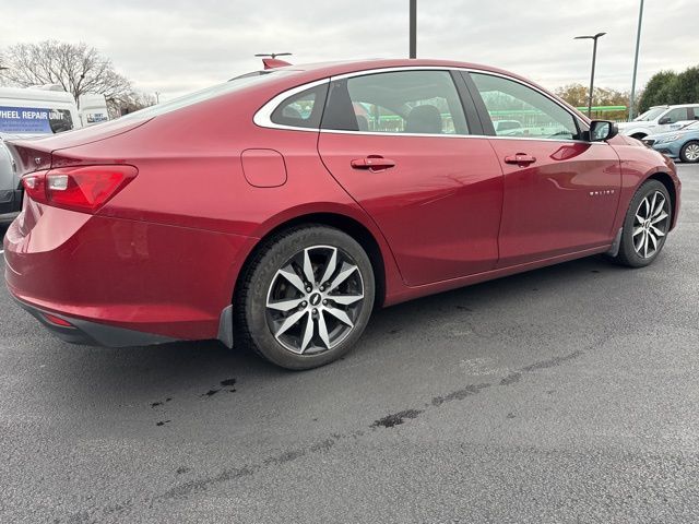 2017 Chevrolet Malibu LT