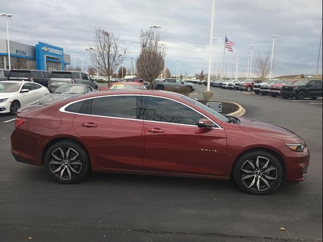 2017 Chevrolet Malibu LT