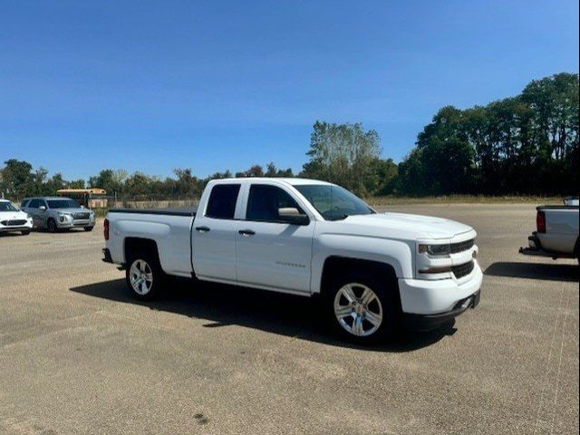 2017 Chevrolet Silverado 1500 Custom