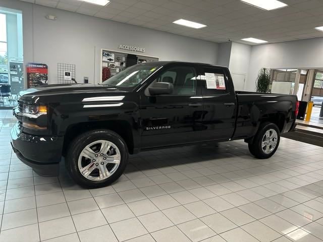 2017 Chevrolet Silverado 1500 Custom