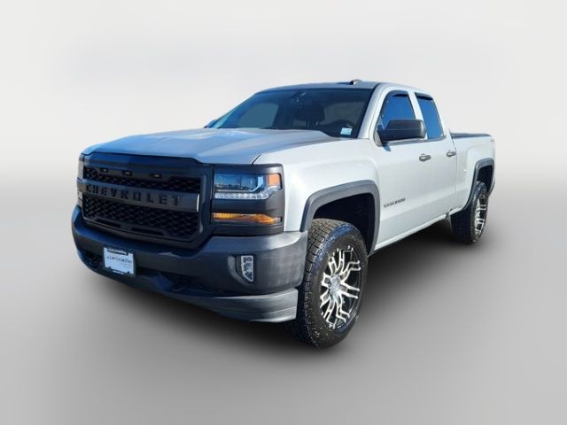 2017 Chevrolet Silverado 1500 Custom