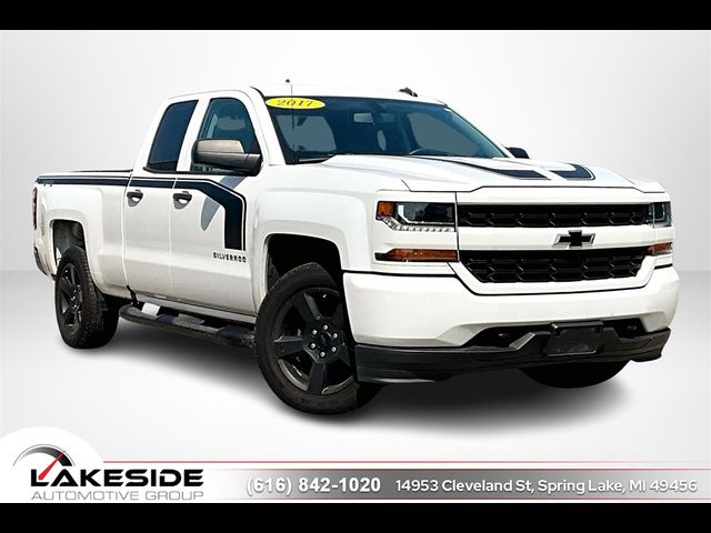 2017 Chevrolet Silverado 1500 Custom