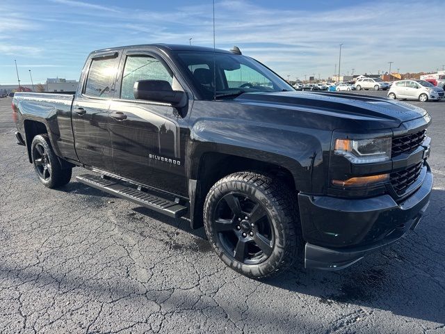 2017 Chevrolet Silverado 1500 Custom