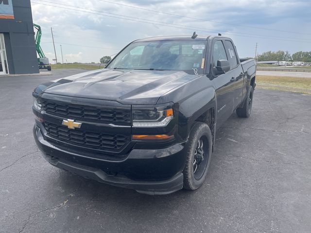 2017 Chevrolet Silverado 1500 Custom