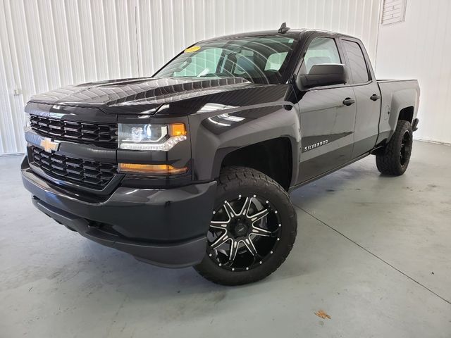 2017 Chevrolet Silverado 1500 Custom