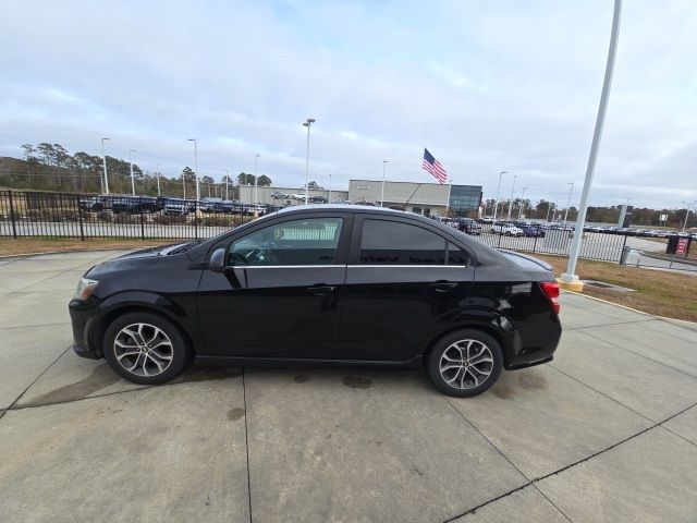 2017 Chevrolet Sonic LT