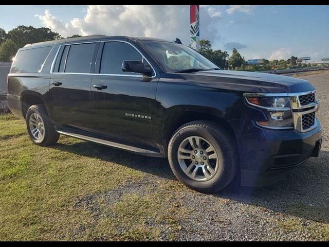 2017 Chevrolet Suburban LS