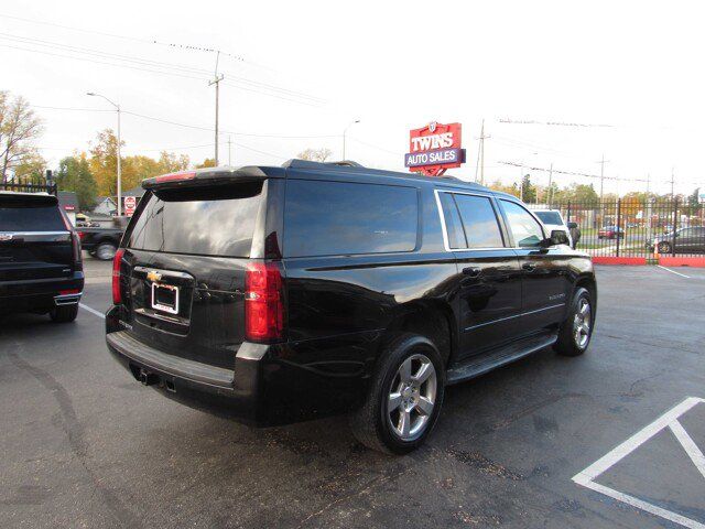 2017 Chevrolet Suburban LS