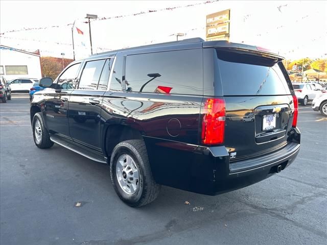 2017 Chevrolet Suburban LS