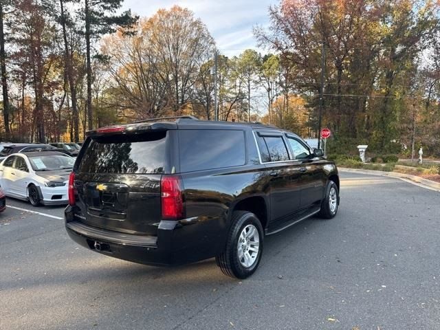 2017 Chevrolet Suburban LT