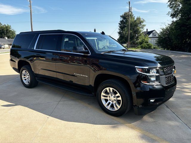 2017 Chevrolet Suburban LT