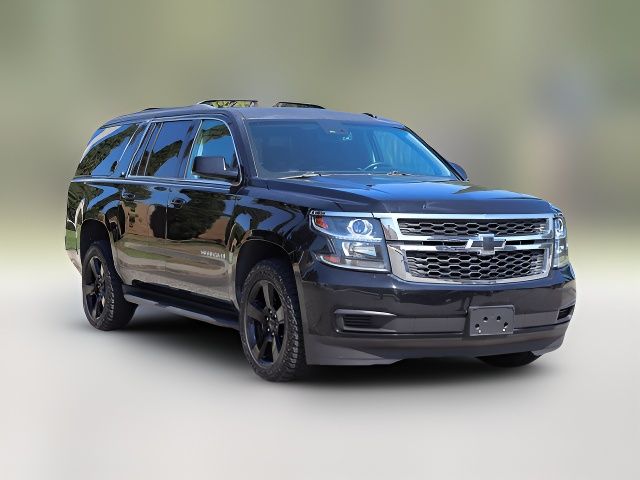 2017 Chevrolet Suburban LT