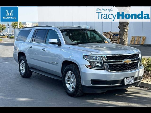 2017 Chevrolet Suburban LT