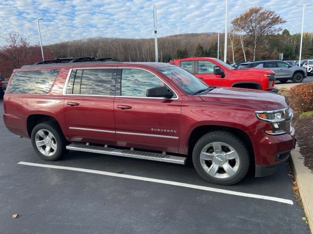 2017 Chevrolet Suburban LT