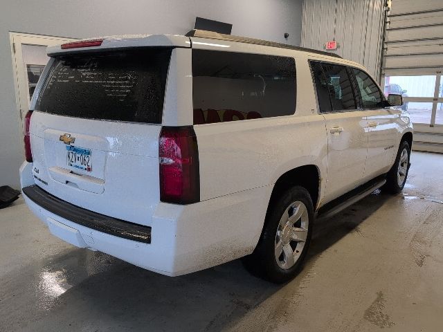 2017 Chevrolet Suburban LT