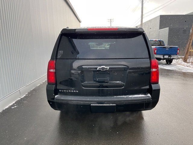 2017 Chevrolet Suburban LT