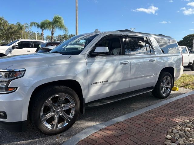 2017 Chevrolet Suburban LT