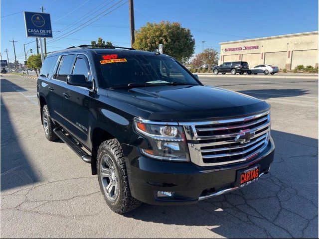 2017 Chevrolet Suburban LT