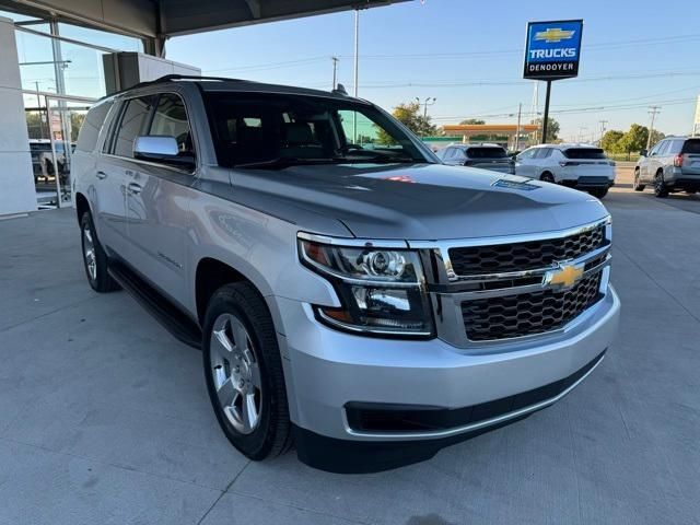 2017 Chevrolet Suburban LT