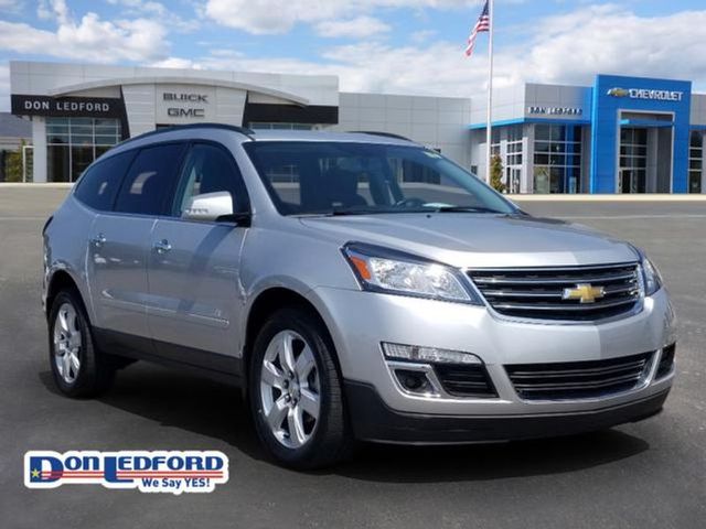 2017 Chevrolet Traverse LT