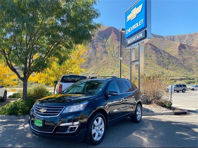 2017 Chevrolet Traverse LT