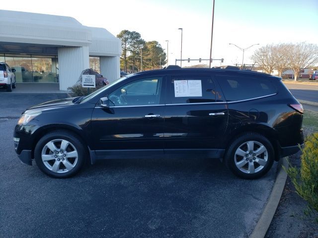 2017 Chevrolet Traverse LT