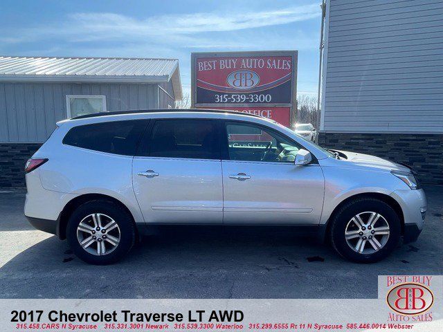 2017 Chevrolet Traverse LT