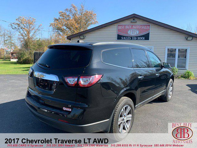 2017 Chevrolet Traverse LT