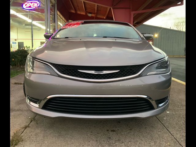 2017 Chrysler 200 Limited Platinum