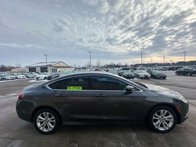 2017 Chrysler 200 Touring