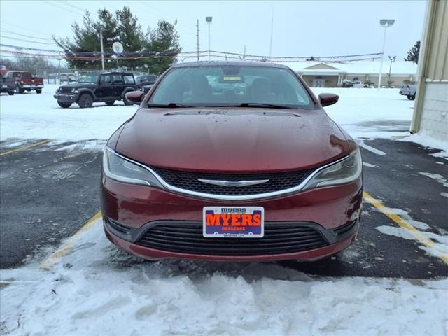 2017 Chrysler 200 Touring