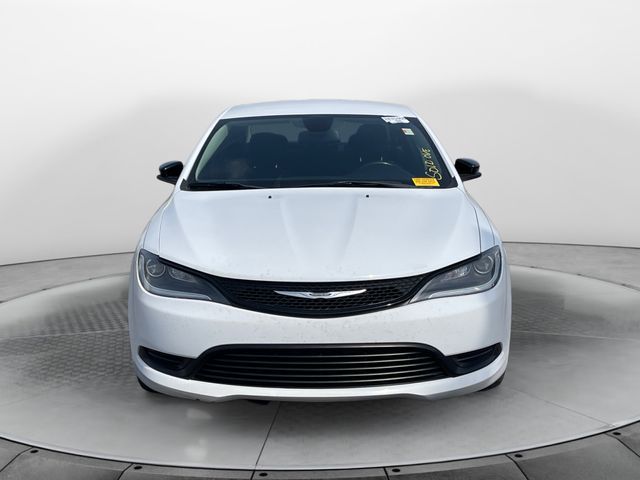 2017 Chrysler 200 Touring