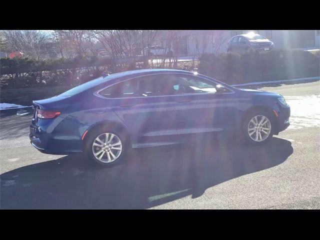 2017 Chrysler 200 Limited Platinum