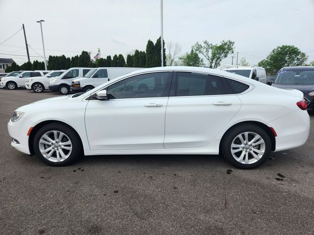 2017 Chrysler 200 Limited Platinum