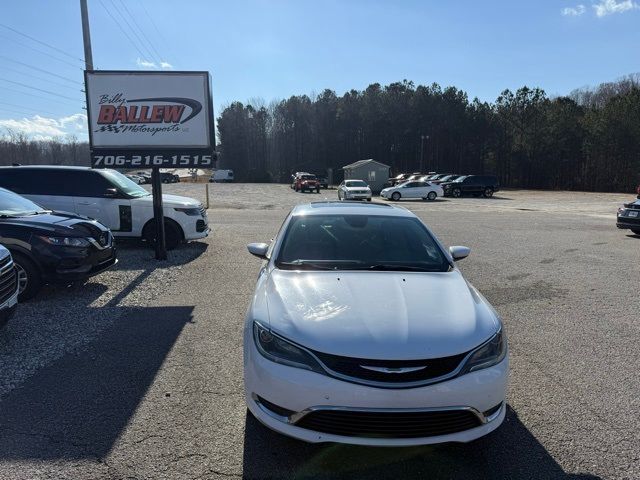 2017 Chrysler 200 Limited Platinum