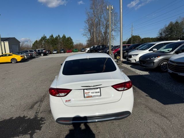 2017 Chrysler 200 Limited Platinum