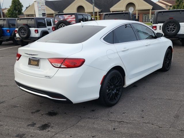 2017 Chrysler 200 Limited Platinum