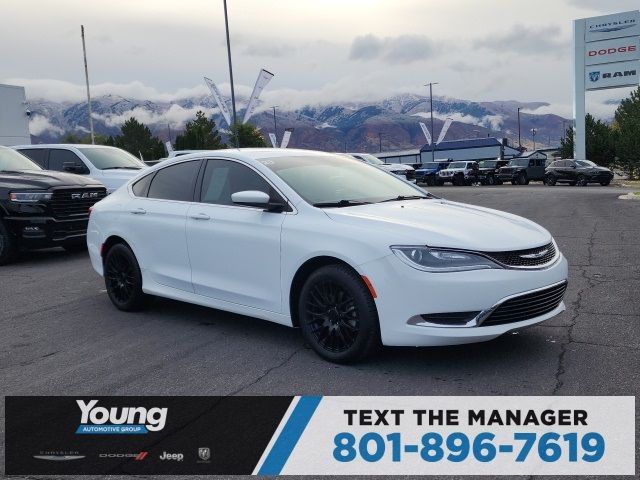 2017 Chrysler 200 Limited Platinum