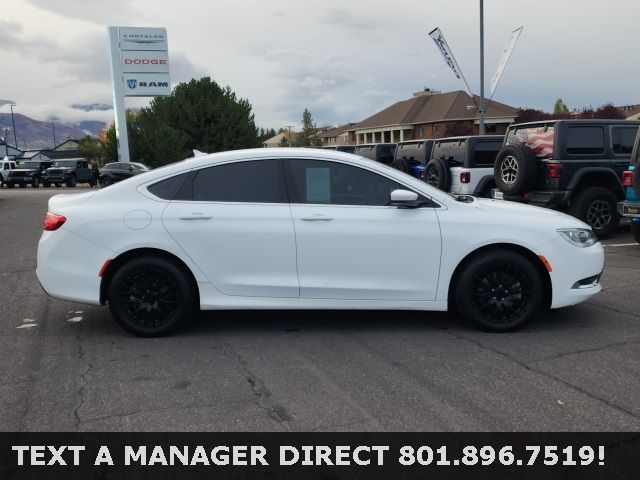 2017 Chrysler 200 Limited Platinum